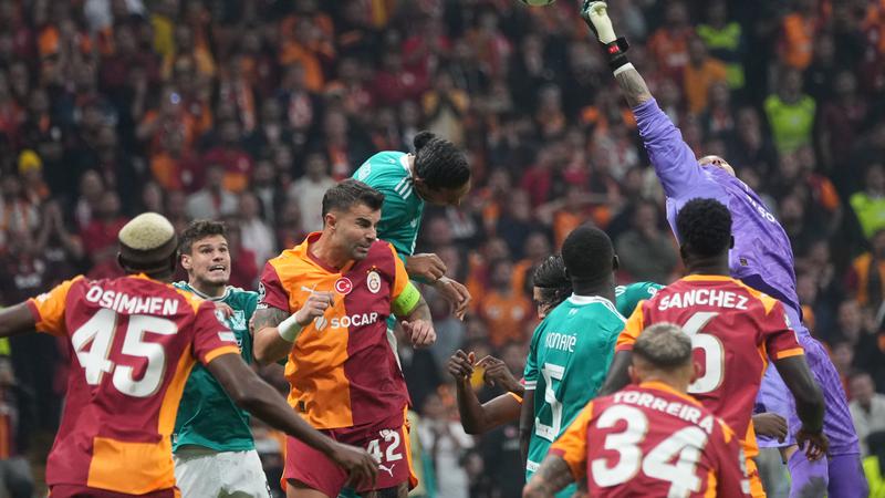 Hasil Sepak Bola Terkini Dengan Kejutan di Liga Utama